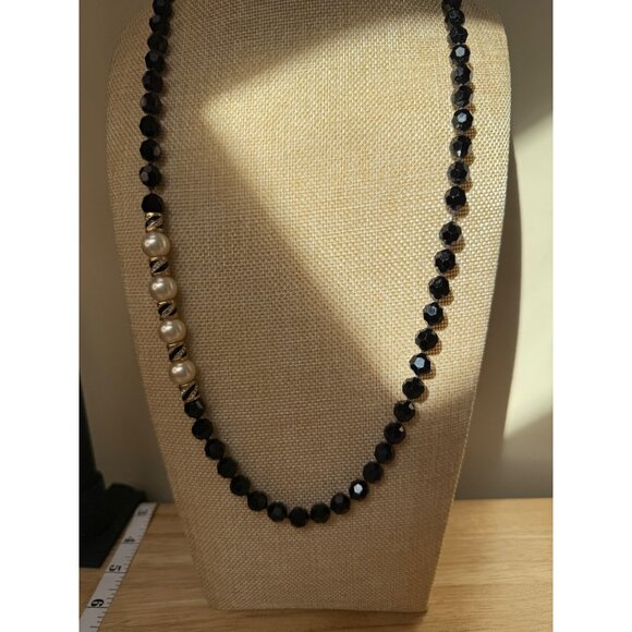 Vintage D.S.C. Swarovski Black Faceted Bead Necklace W/ Gold-Tone & Pearl Accent - Picture 6 of 16